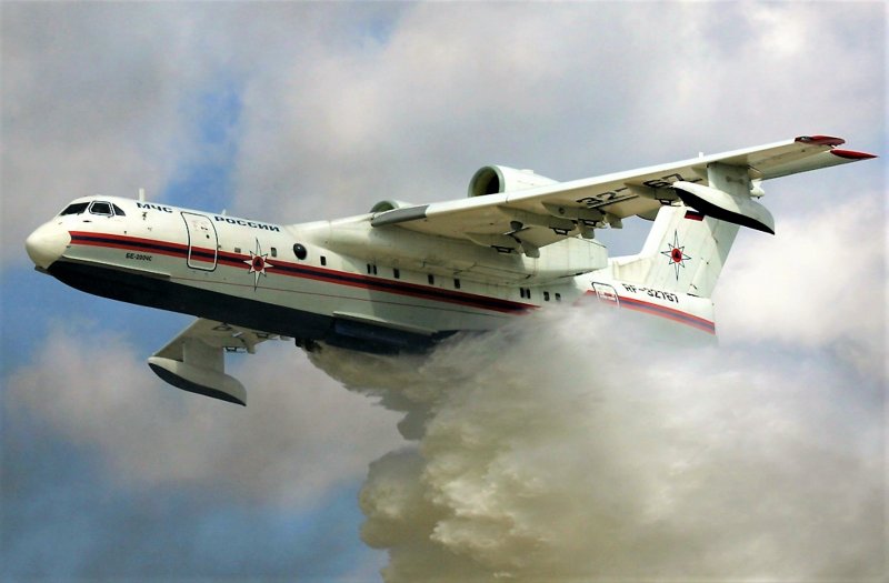 Бе-200 самолет