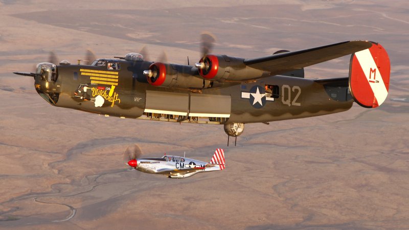 B24 самолет