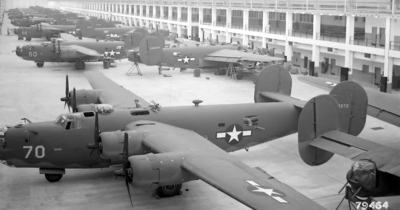 "Консолидэйтед" b-24 "Либерейтор"