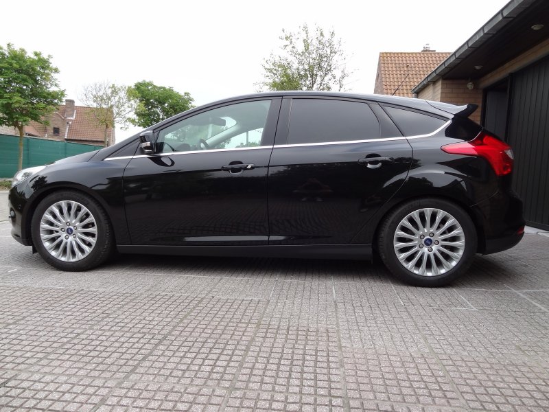 Ford Focus 3 хэтчбек r18