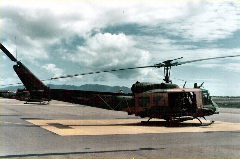 Вертолёт uh-1 "ирокез"