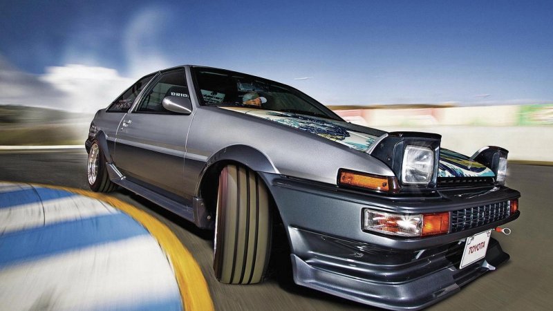 Toyota Corolla gt-s (ae86 дрифт