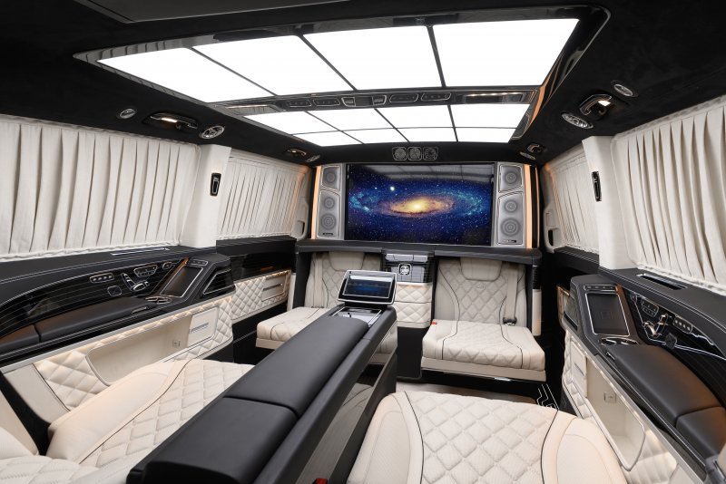 Mercedes v class Maybach 2020