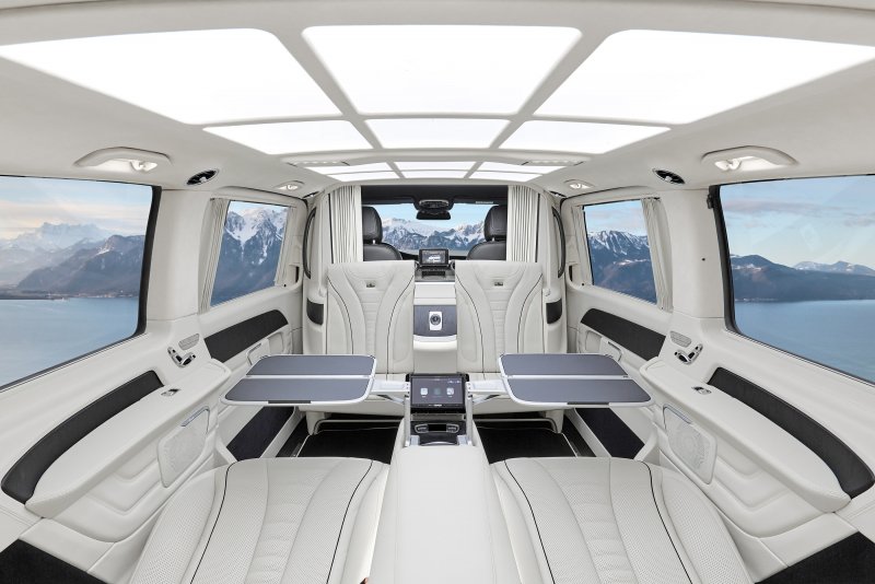 Mercedes Benz v class Maybach