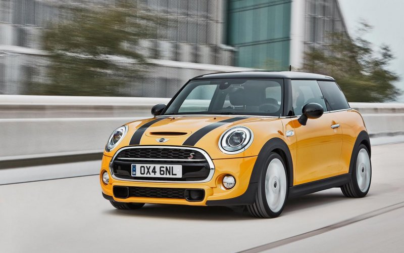 Mini Cooper седан