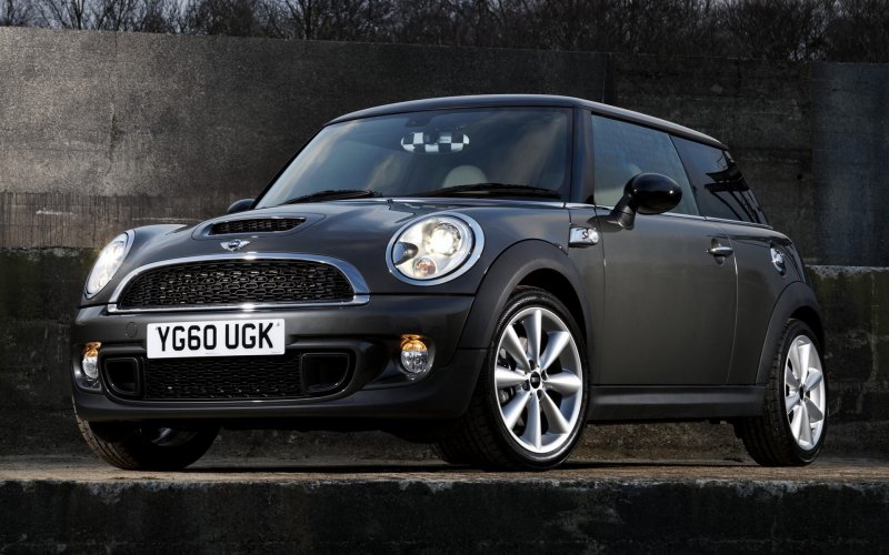 Mini Cooper 2010 r16