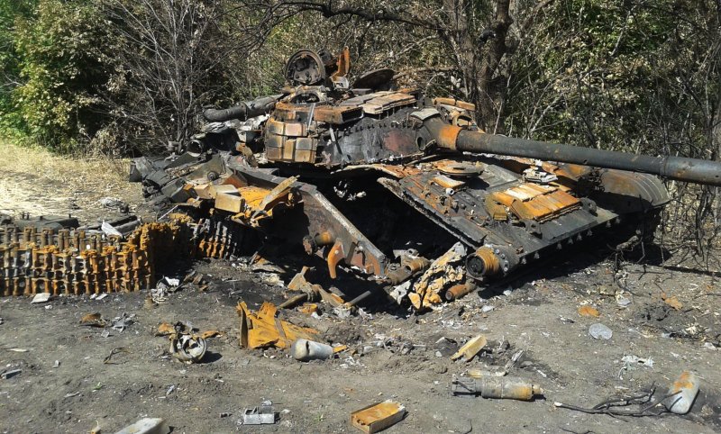 Подбитые украинские танки т72
