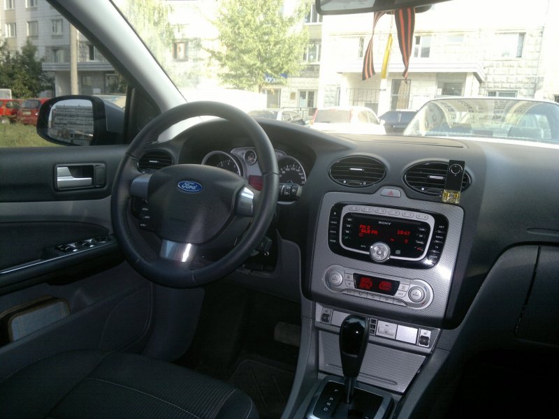 Ford Focus 2 дорестайлинг хэтчбек салон