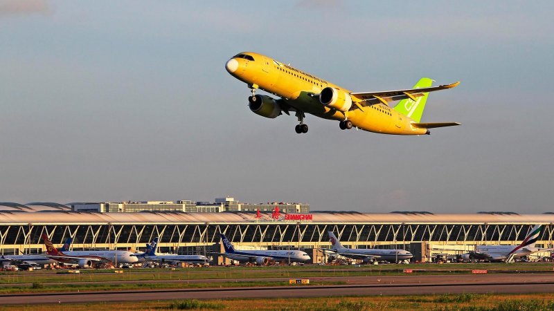 Авиалайнера c919
