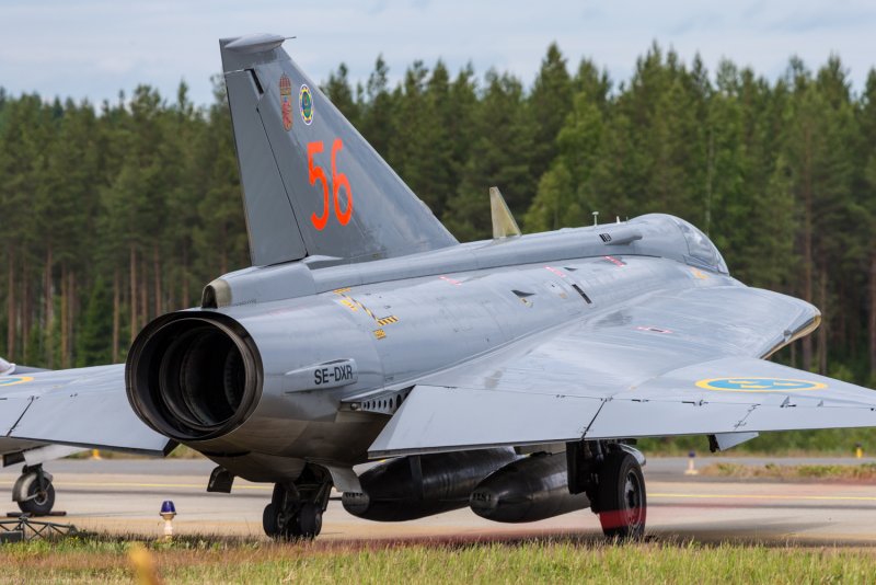 Истребитель Saab j35