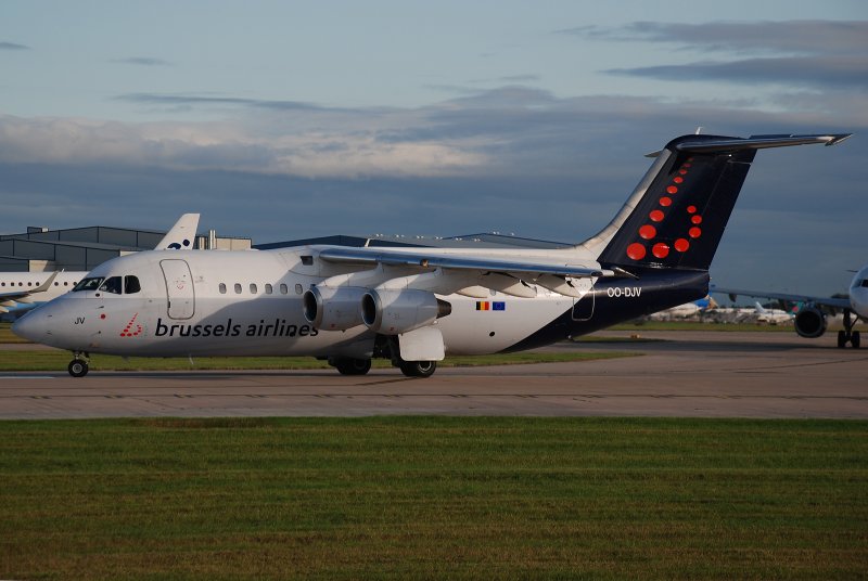 Avro 146 rj85