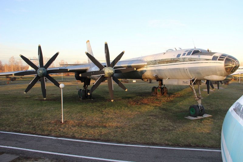 Музей гражданской авиации в Ульяновске ту-116