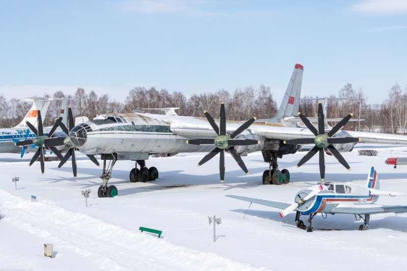 Ту-144 салон