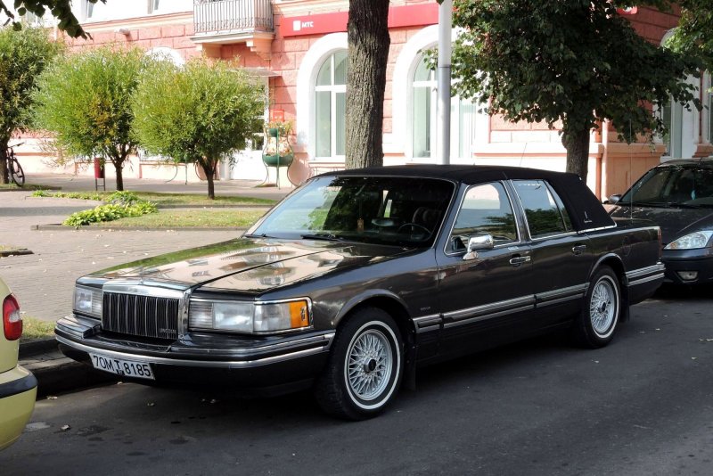 Lincoln Town car 1993