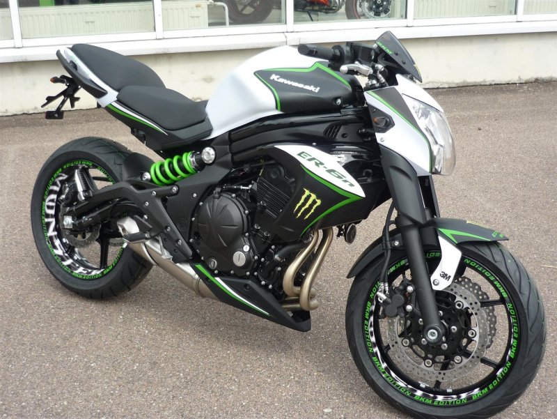 Kawasaki er6n 2015