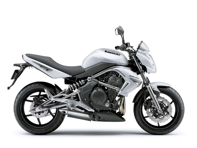 Kawasaki er6n 2009