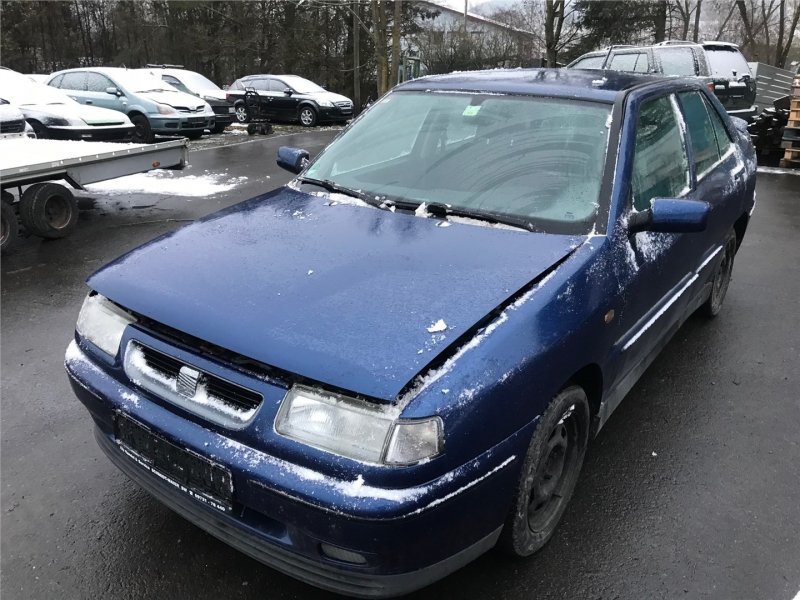Seat Toledo 2.3 МТ 1999