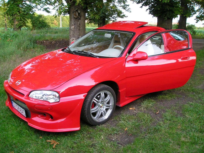 Mazda MX-3, 1991