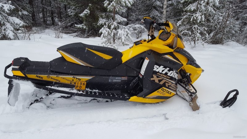 Снегоход Bombardier Ski-Doo