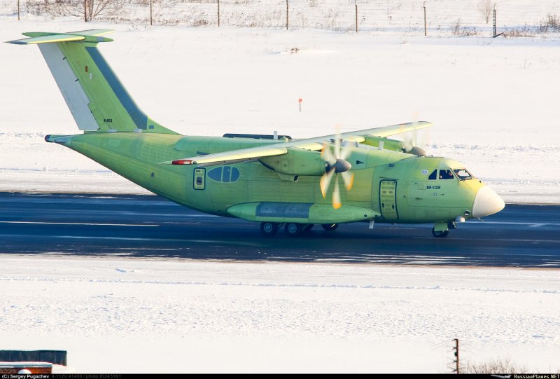 Новый транспортный самолет ил-112