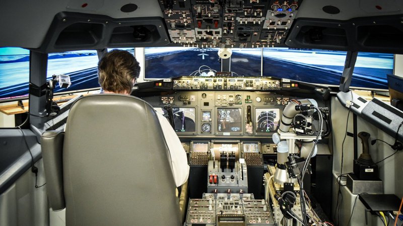 Авиатренажёр Боинг 737