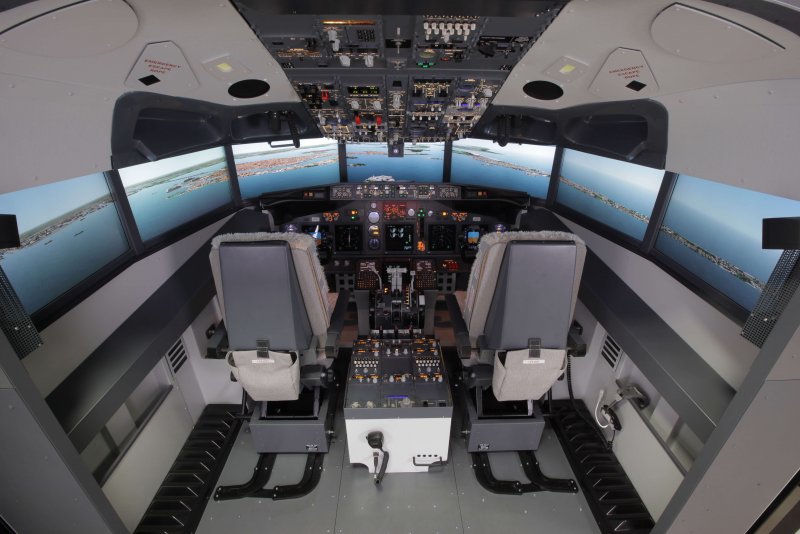 Авиатренажер Boeing 737