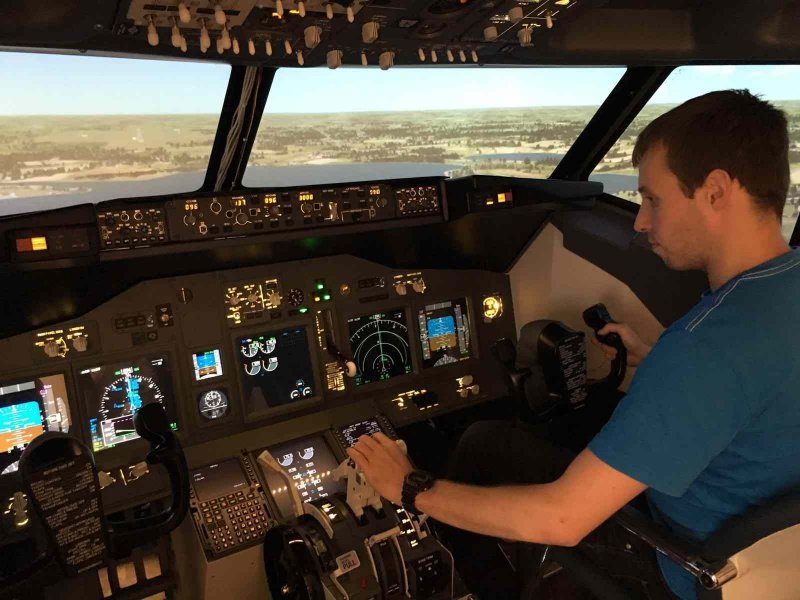 Боинг 737 кабина