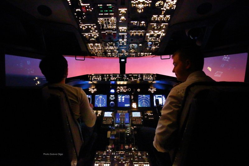 Кабина тренажер Боинга 737