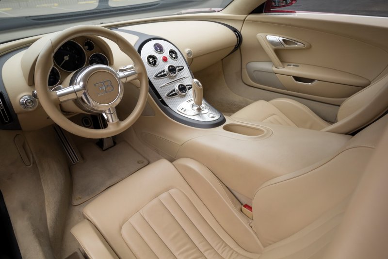 Bugatti Veyron 16.4 салон