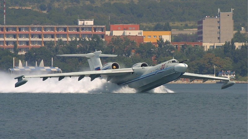 Самолет амфибия бе 112