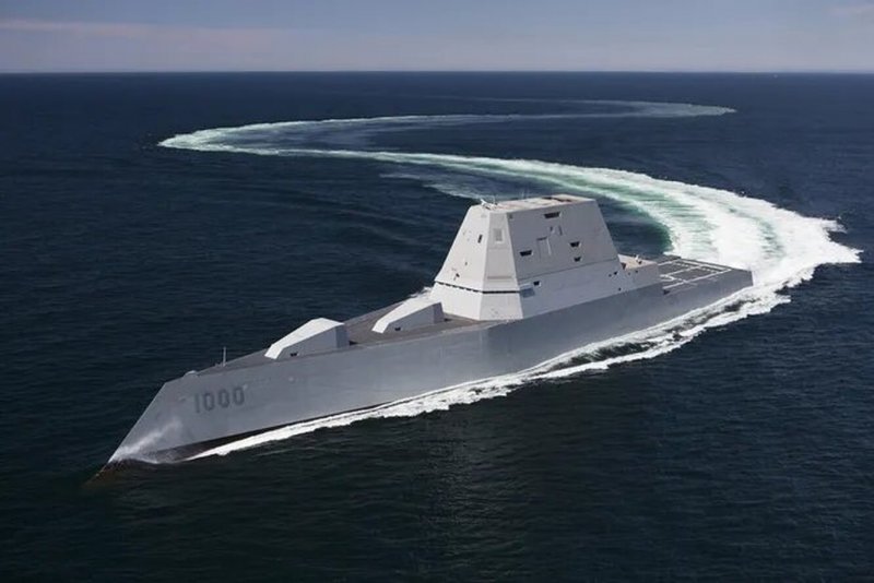 Парусный тримаран Hydroptere