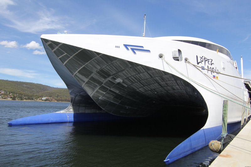 Самый быстрый парусник в мире Hydroptere