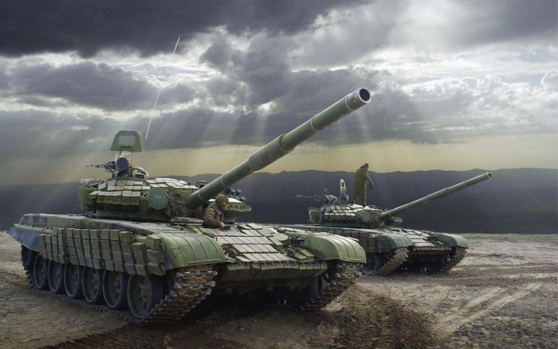 Пряник имбирный "танк"
