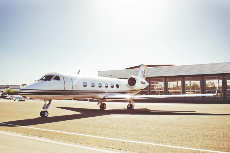 Gulfstream IV фото