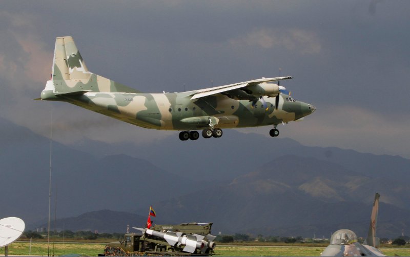 Shaanxi y-8f-200