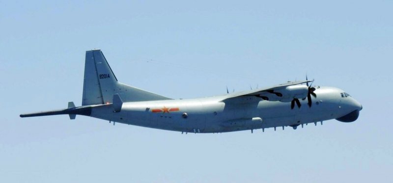 Самолёт y-8q,