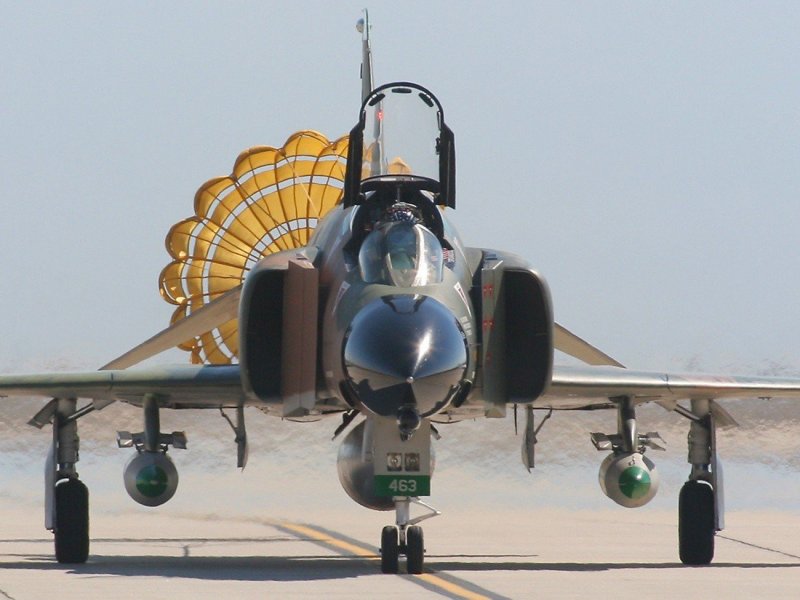 Самолет Фантом ф6