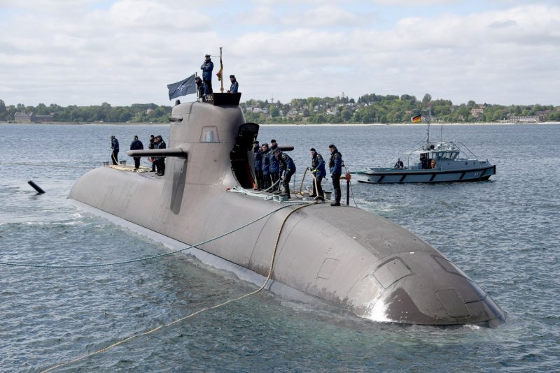 Revell 05155 German Submarine Type IIB