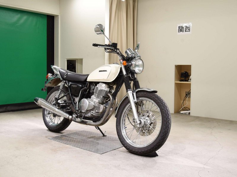 Мотоцикл Хонда св 400 SS