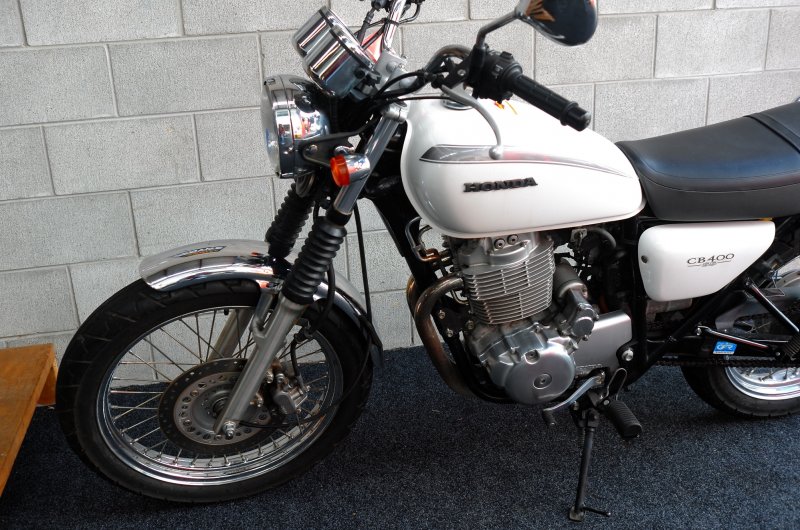 Honda cb400ss-e 2007