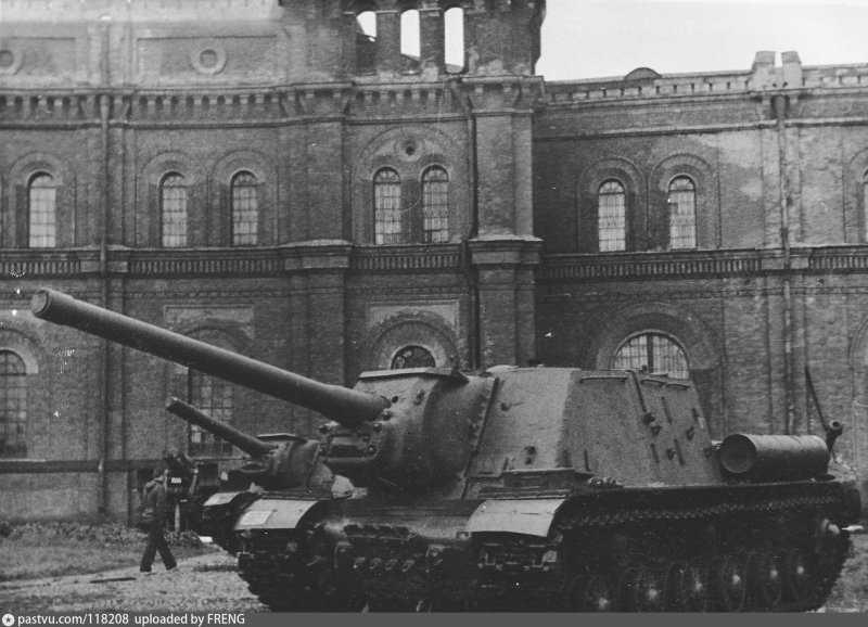 ИСУ 130 1/72