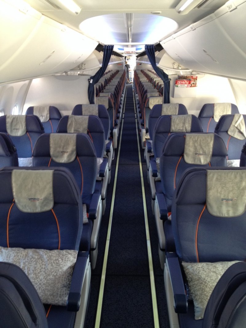 Boeing 737-800 салон