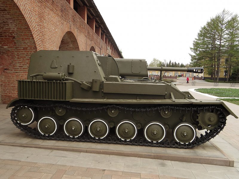 Самоходные орудия Су-76