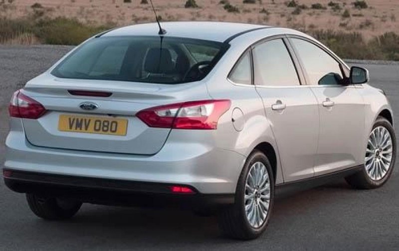 Ford Focus 2012 седан