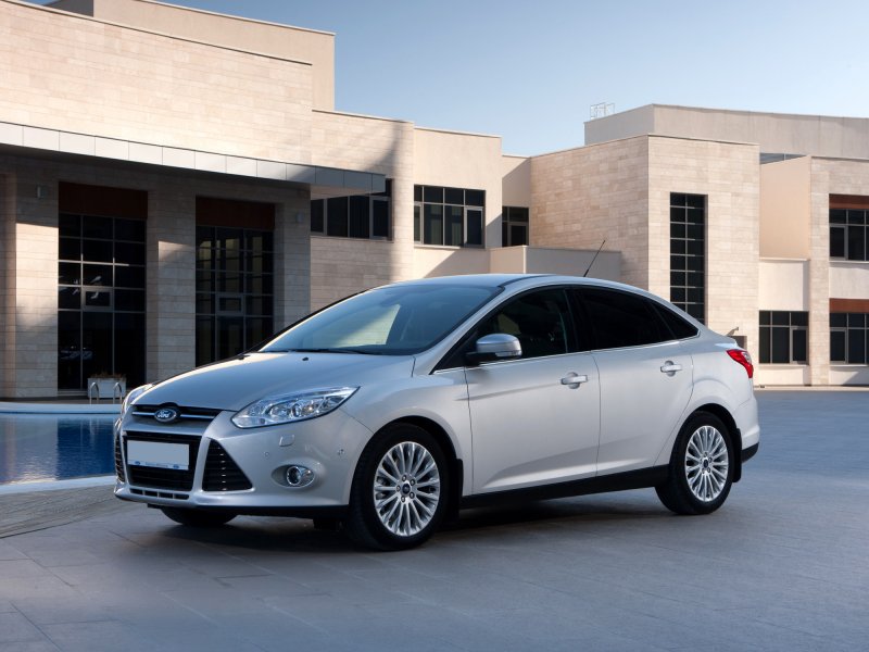 Ford Focus 2010 седан