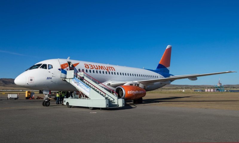 Боинг 737-800 ЮТЭЙР Сочи