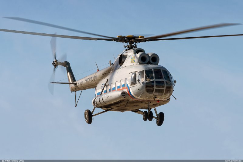 Пассажирский вертолет ми-8