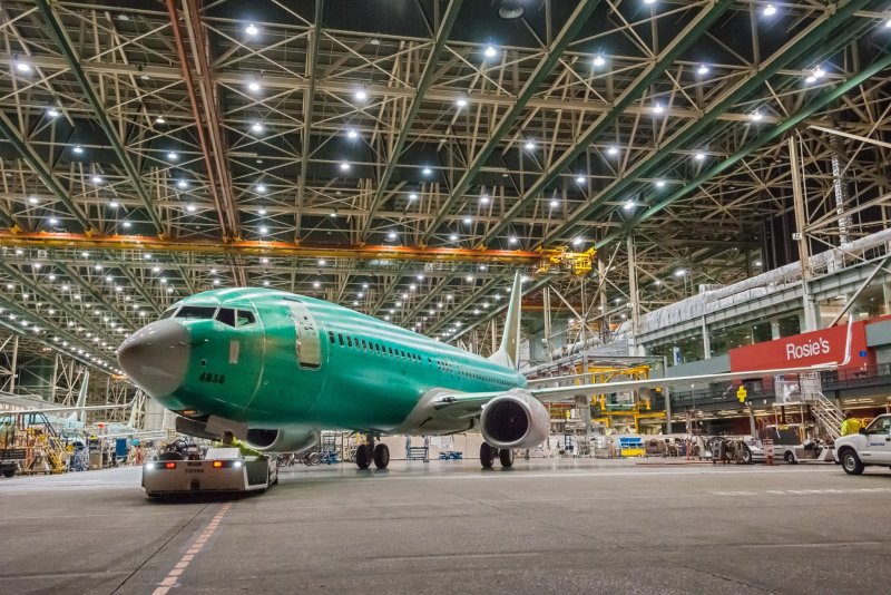 Авиастроитель Airbus
