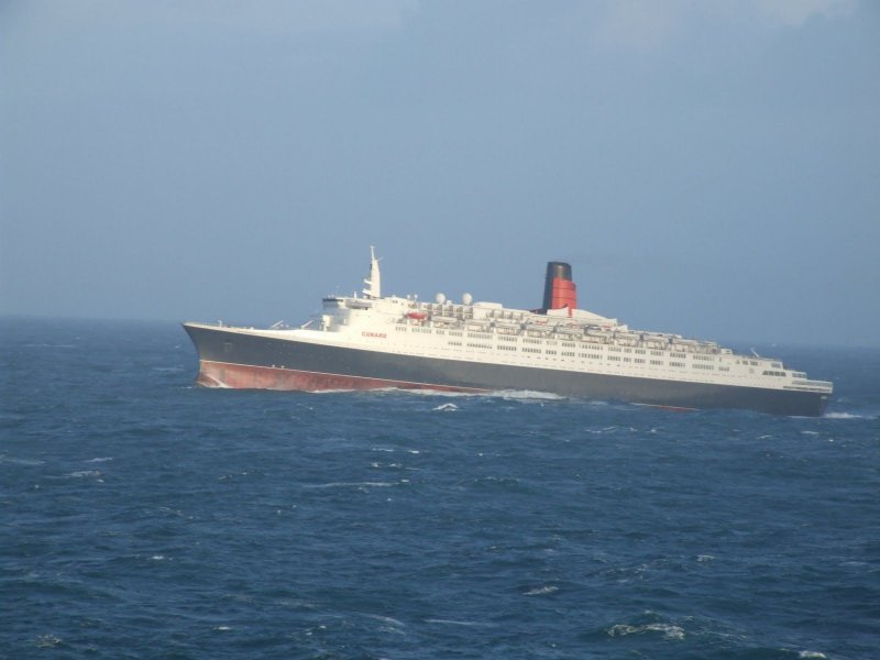 Круизный лайнер Queen Elizabeth-2
