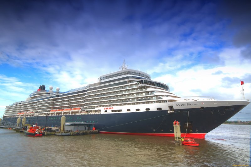 Лайнер «RMS Queen Elizabeth»